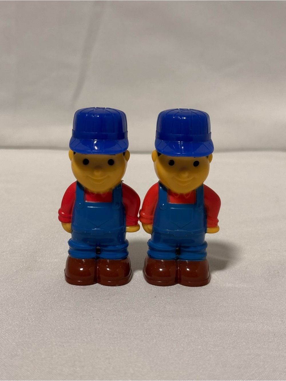 Kid Connection Replacement Figures -‎ Train Conductor / Driver - 2 Pack